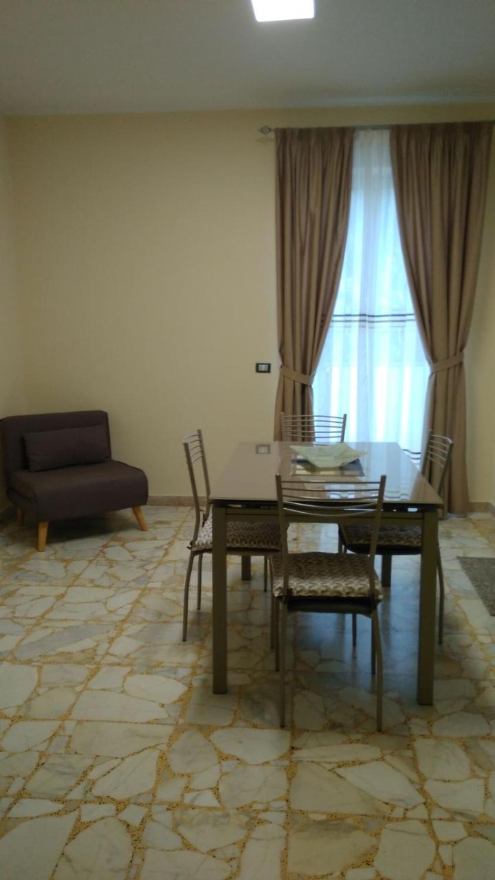 Apartamento Via Ziino 70 Oliveri Exterior foto